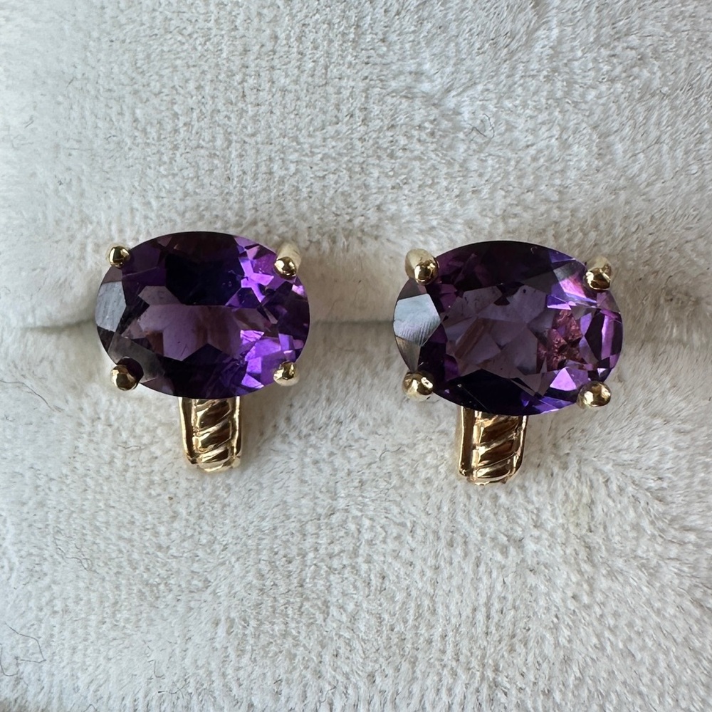 Beautiful Vintage 10k Yellow Gold Oval Deep Purple Amethyst Post Stud Earrings